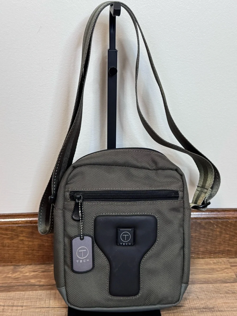 Y2K Vintage Tumi T-Tech Data Gorpcore Tactical Olive Ballistic Crossbody Bag